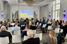 Rund 80 Interessierte kamen zur Ukraine-Konferenz ins Haus der Rheinhessischen Wirtschaft in Mainz. Foto: Andreas Metz
