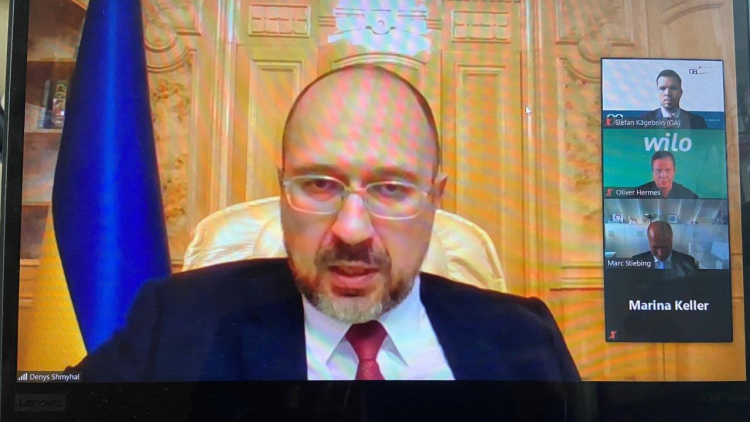 Premierminister Denys Schmyhal im virtuellen Unternehmergespräch des Ost-Ausschusses; Foto: OA