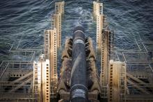 Die Pioneering Spirit bei der Verlegung der Pipeline in schwedischen Gewässern. Foto: Nord Stream 2/Axel Schmidt